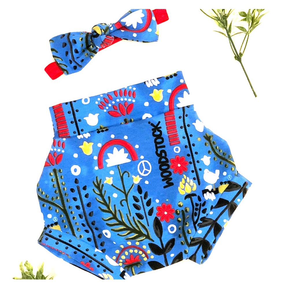 Woodstock bummies and bow